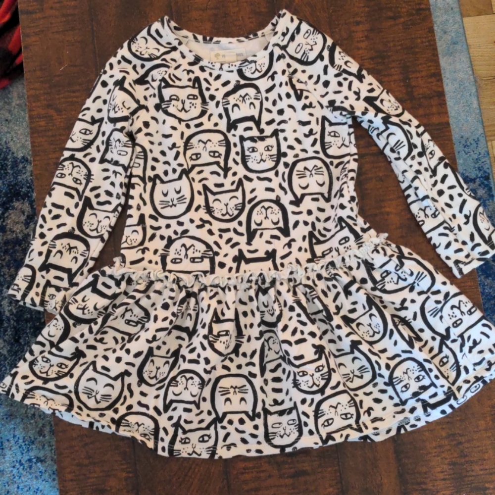 Tucker + Tate cat ruffle hem dress